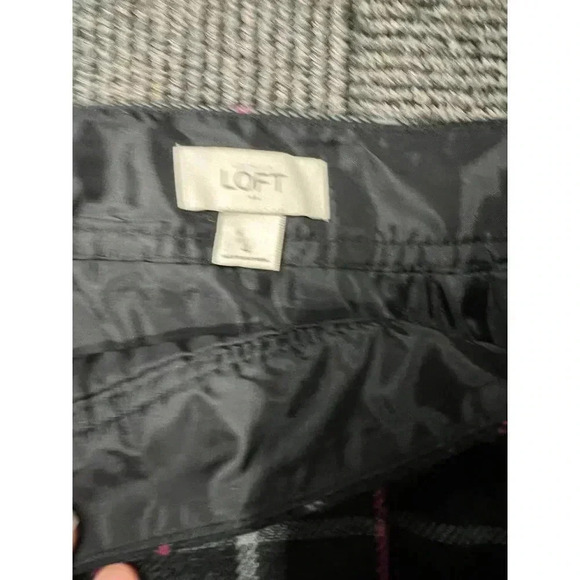 Ann TaylorTrendy Black & Pink Plaid Mini Skirt with Button Details - Y2K  Style - Picture 4 of 4